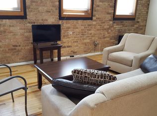 1114 W Belmont Ave APT 2, Chicago, IL 60657