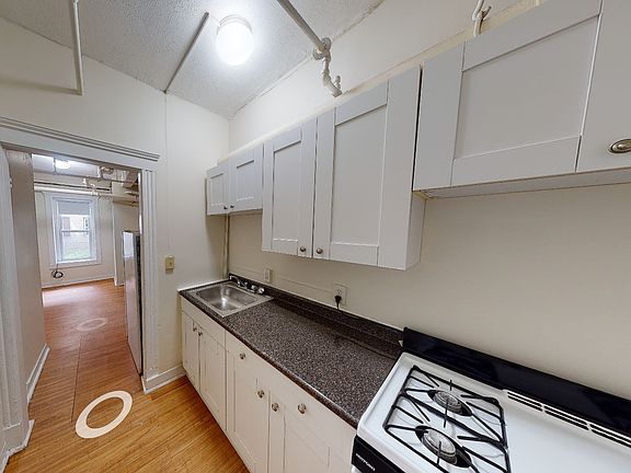 5th image of 1190 Boylston St #60A