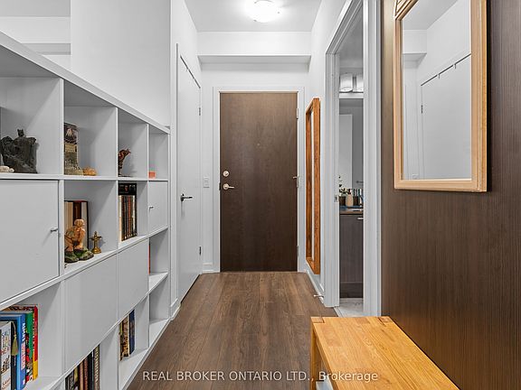 2nd image of 10 Park Lawn Rd #405