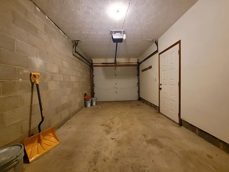 4333 Frontenac Dr — Photo 17