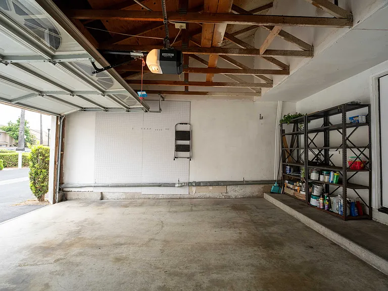 3625 Meadowlark St — Photo 41