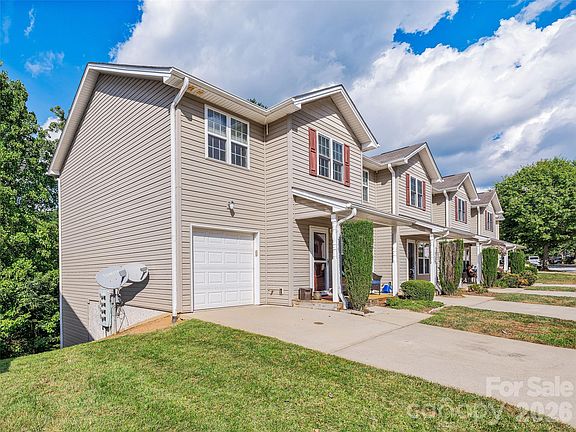 3rd image of 143 Alpine Ridge Dr