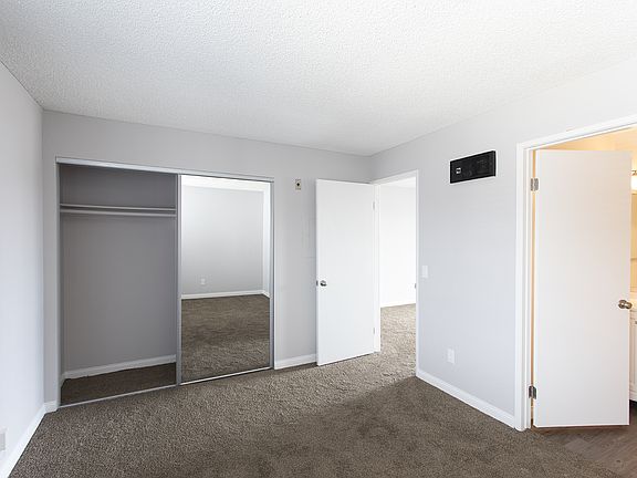 5th image of 2935 Broadway APT 122