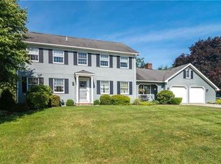 3889 Dundee Rd, Bethlehem, PA 18020