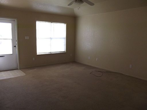 4th image of 1528 Shoshoni Trl Unit A