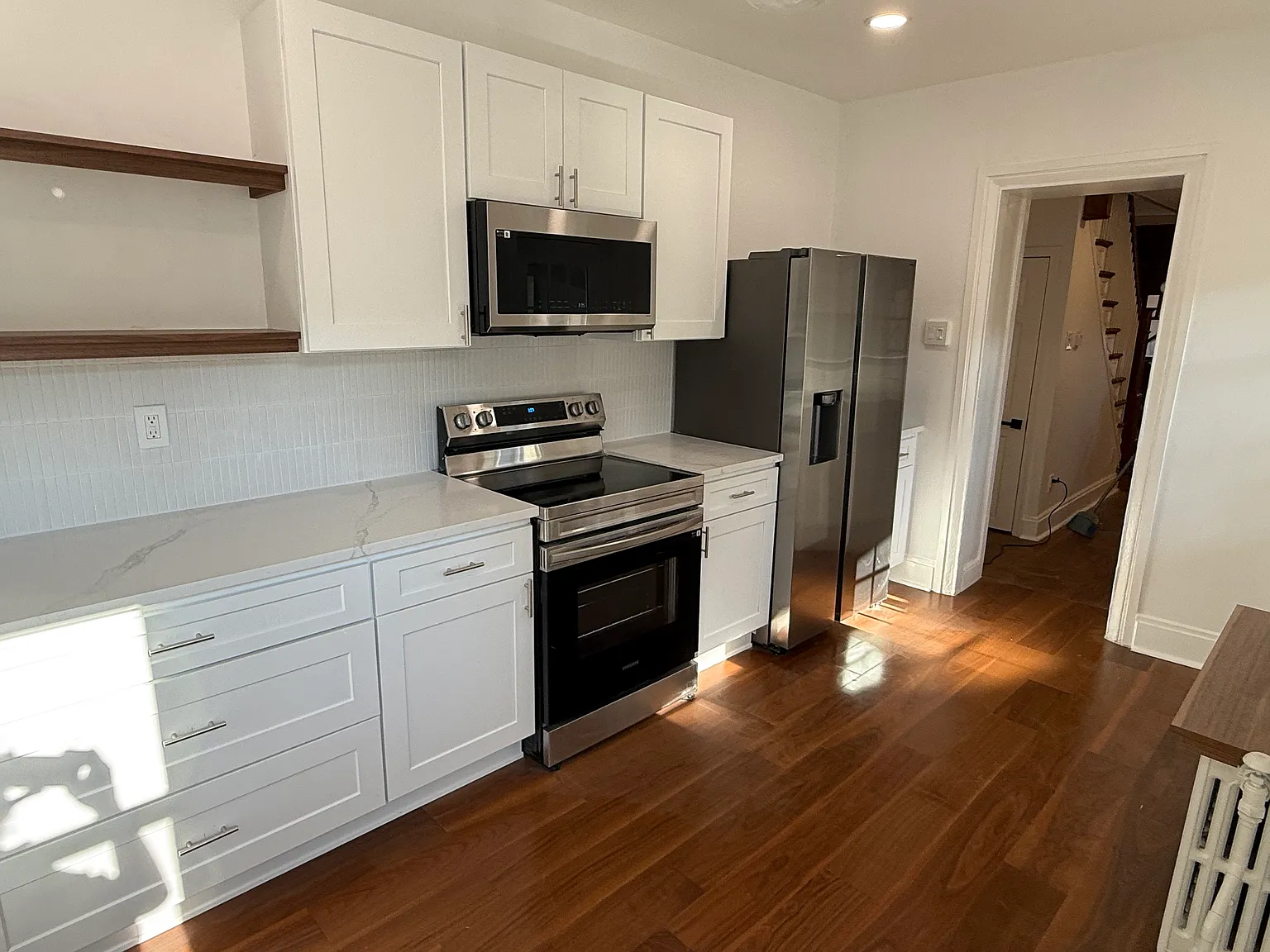 5 bed, 1906 sqft, $2,850 — Photo 3