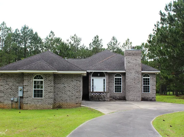 2438 Covey Rd, Metter, GA 30439
