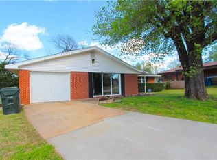 2204 Harold Ct, Midwest City, OK 73110
