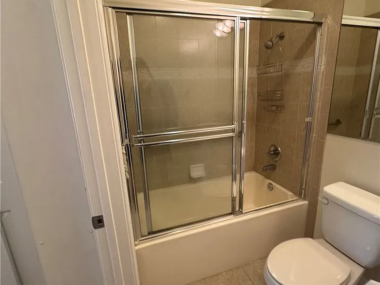 17888 Alburtis #B215 — Photo 12
