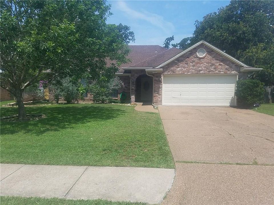1st image of 5541 Somerford Ln