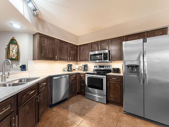 4th image of 255 Wimbledon Drive #11 BLDG 63