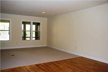 2nd image of 5526 Colonial Chatsworth Cir