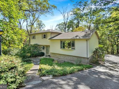 300 Holyoke Dr, York, PA, 17402