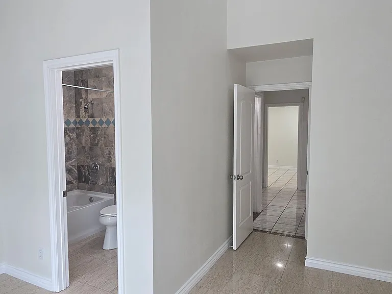 16219 Mount Lowe Cir — Photo 24