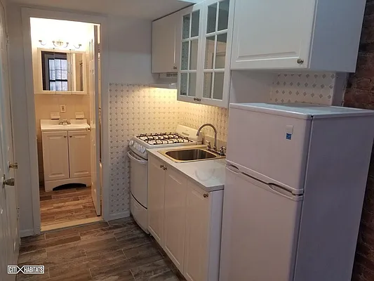 Rented by Citi Habitats | media 11