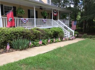 305 Wildflower Dr, Social Circle, GA 30025