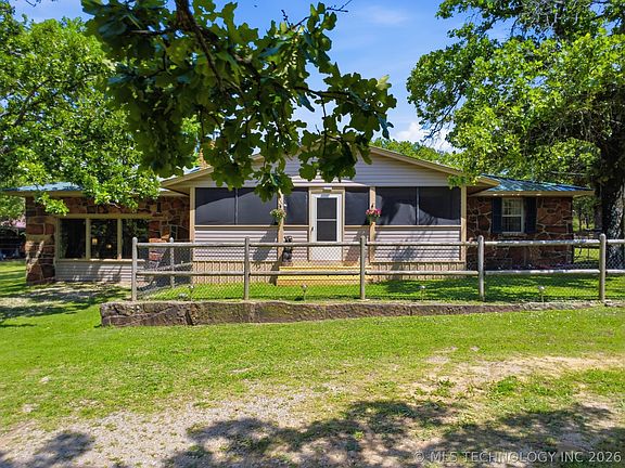 5th image of 23590 N 3930th Rd