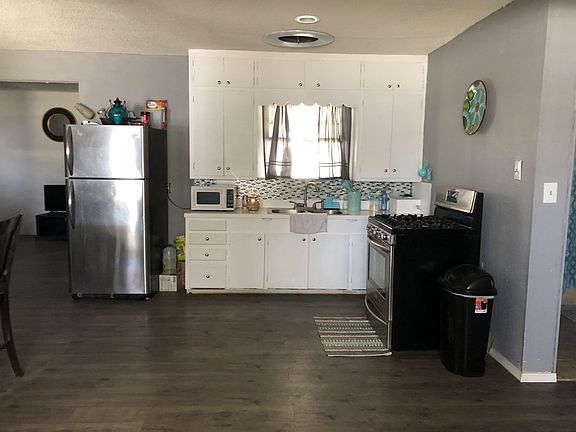 4th image of 2202 S Betty Ave
