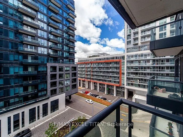 8868 Yonge St #602-E — Photo 25