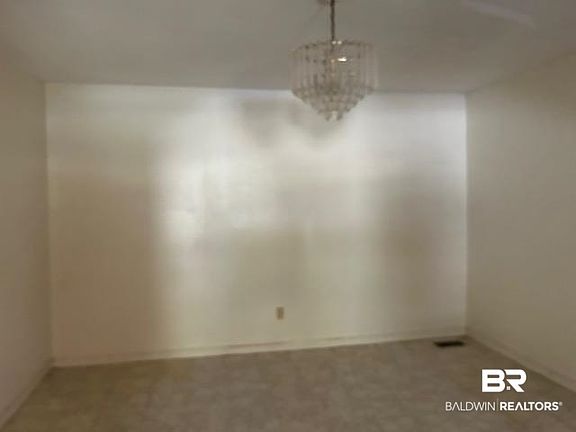 4th image of 516 Government St