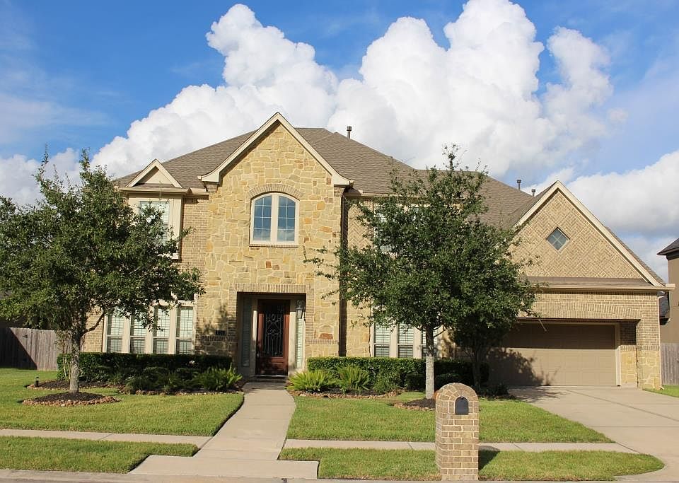 1st image of 1724 Round Rock St