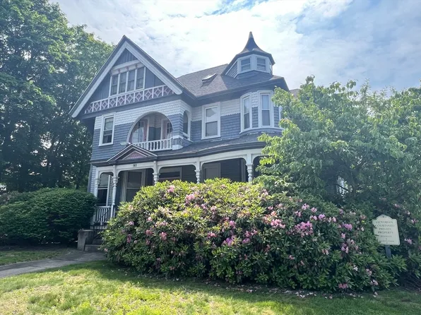 141 Pleasant St APT 2, Attleboro, MA 02703