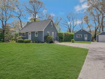 28 Lynncliff Road, Hampton Bays, NY, 11946