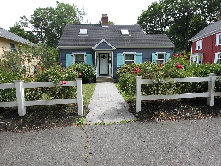 165 Lynn Fells Pkwy — Photo 1