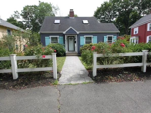 165 Lynn Fells Pkwy, Melrose, MA 02176
