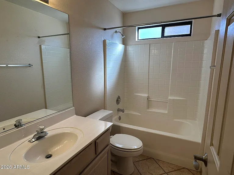 14462 N Sherwood Dr #B — Photo 12