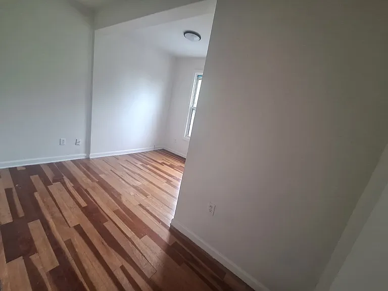 241 W Ivy St #2L — Photo 8