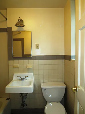 Rented by Waverly Realty Associates | media 35