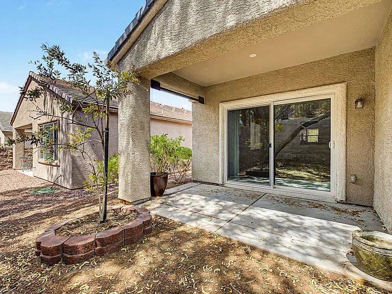 2539 Evening Twilight Ave — Photo 24