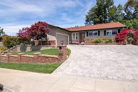 2nd image of 132 Starlite Dr