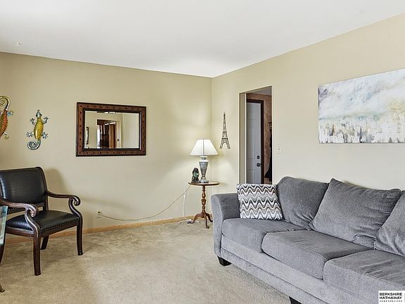 4th image of 7007 S 41st Ave