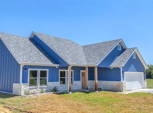 109 Oakdale Rd, Trinidad, TX 75163