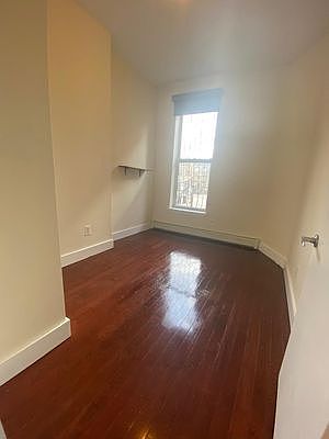 3rd image of 698A Dekalb Ave #3