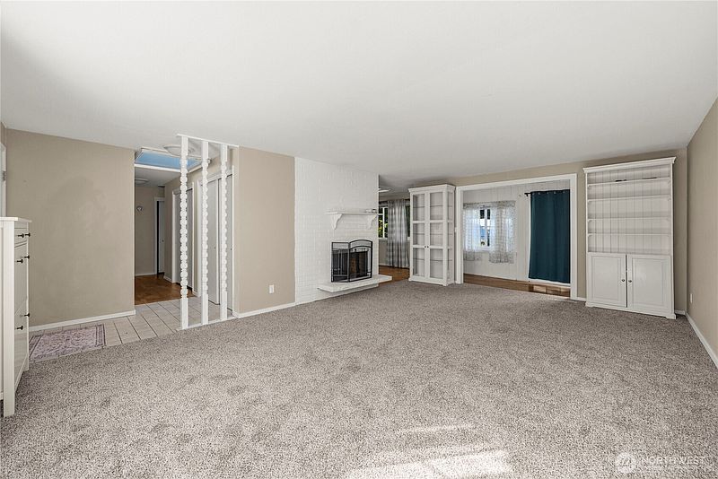 3rd image of 8629 108th Street SW