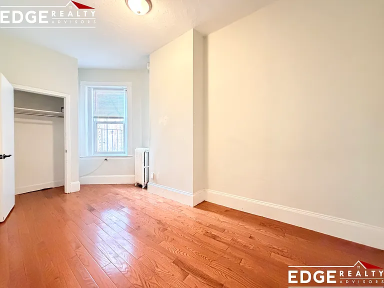 1 Linden St #2B — Photo 4