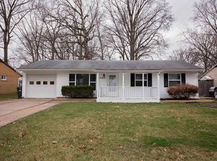 1390 Hollyview Dr, Vermilion, OH