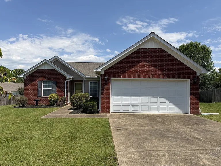 4003 Pennick Ct — Photo 1