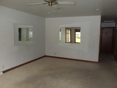 4th image of 9438 W Montana Ave