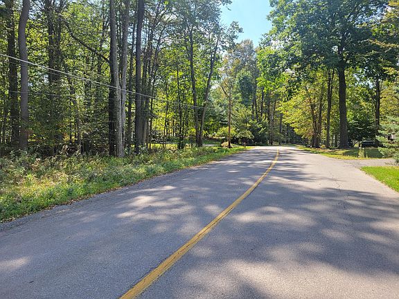 2nd image of Treasure Lake Rd Lot 73