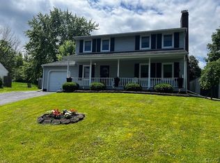 8342 Datum Ln, Baldwinsville, NY 13027