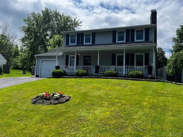 8342 Datum Ln, Baldwinsville, NY 13027
