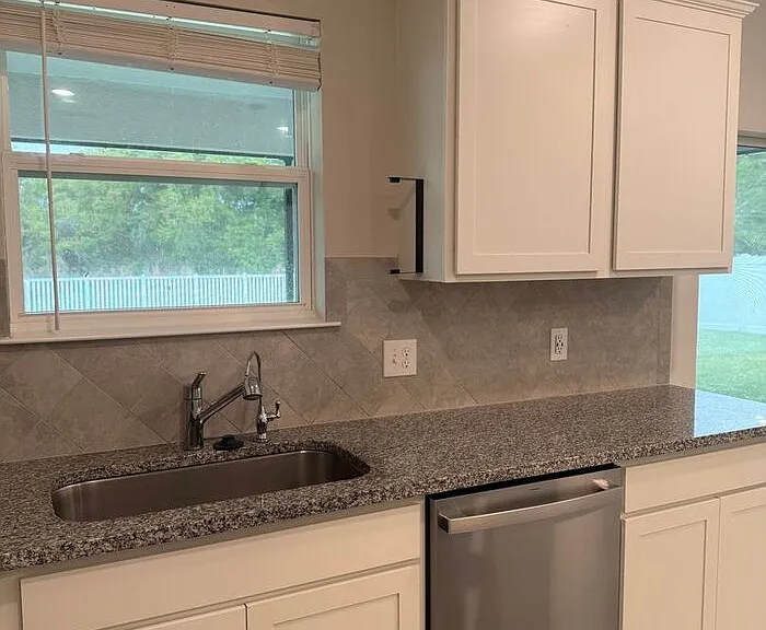 1042 Michelangelo Ln — Photo 11