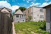 Building Photo - 3233 W Berteau Ave
