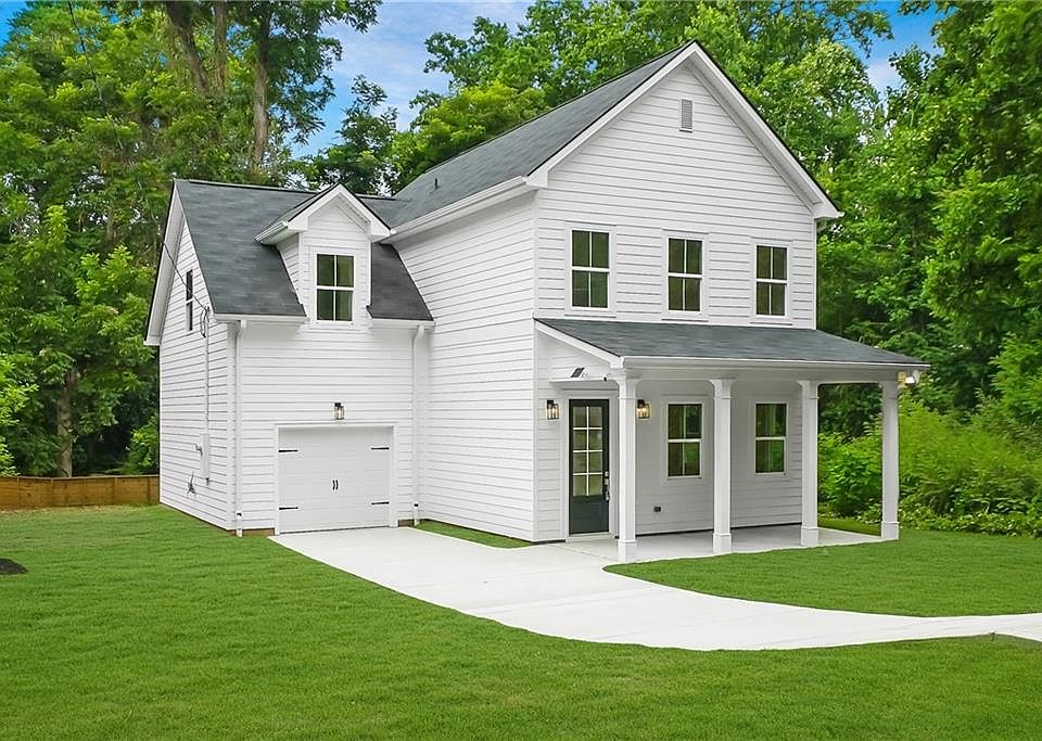 1st image of 154 Stanhope Cir NW
