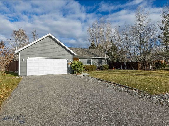 2nd image of 1009 Yellowstone Ave