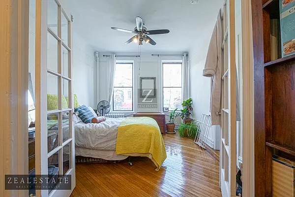 Rented by ZealEstate Group Inc | media 11